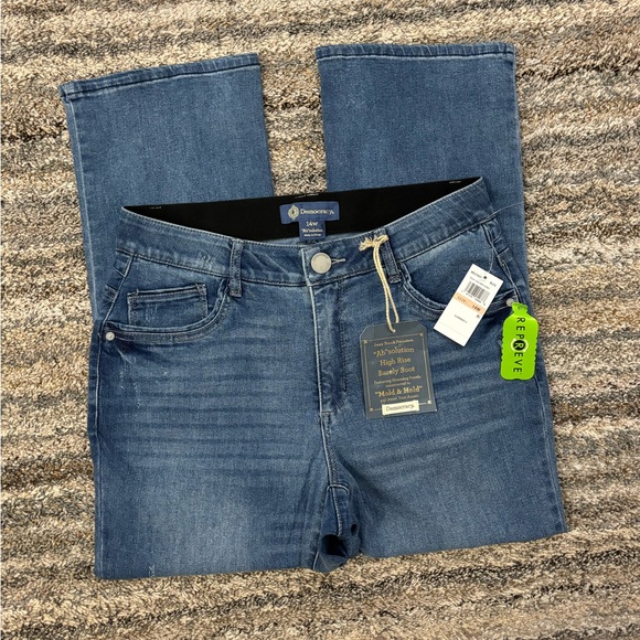 Democracy High Rise Barely Bootcut Jeans Sz 14W NWT | Democracy Bootcut Jeans * - Picture 3 of 12